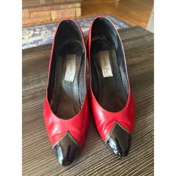 Vintage Christian Dior Tuxedo Ruby Red & Black Pumps Sz. 7.5 - Picture 1 of 11